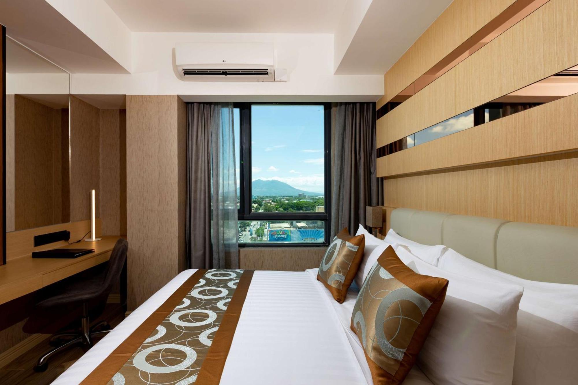 Best Western Plus Metro Clark Angeles Eksteriør billede