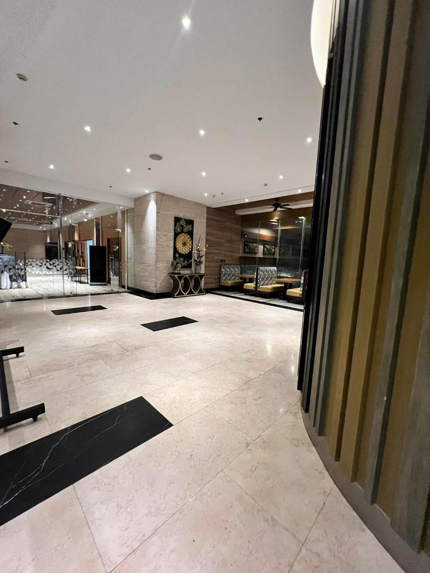 Best Western Plus Metro Clark Angeles Eksteriør billede