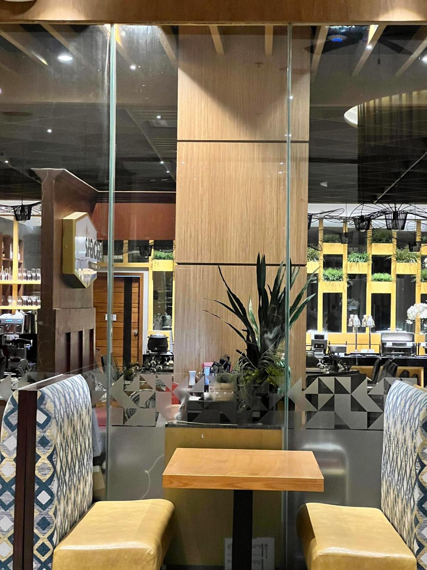 Best Western Plus Metro Clark Angeles Eksteriør billede