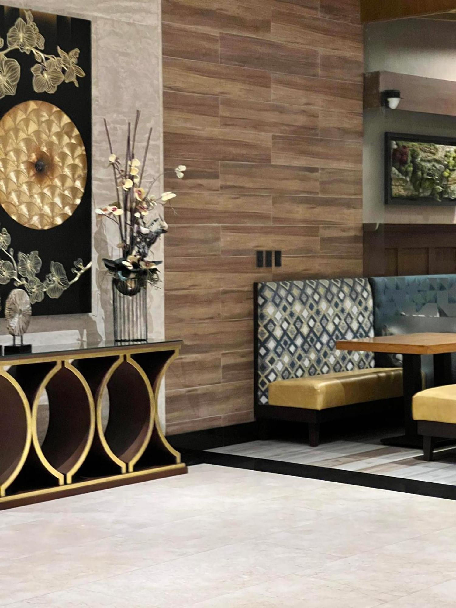 Best Western Plus Metro Clark Angeles Eksteriør billede